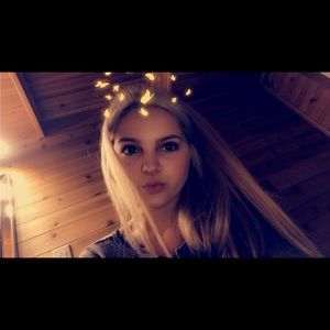 Meet your Posher, Mackenzie